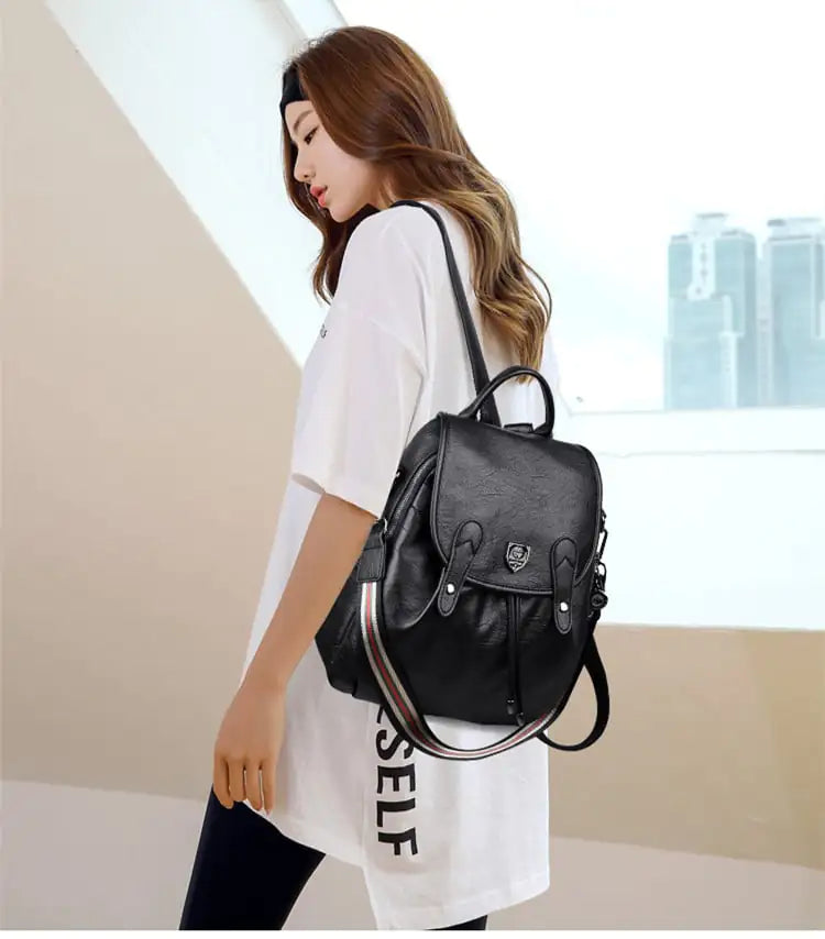 Retro Handmade Leather Backpack – Soft Cowhide Casual Bucket Bag